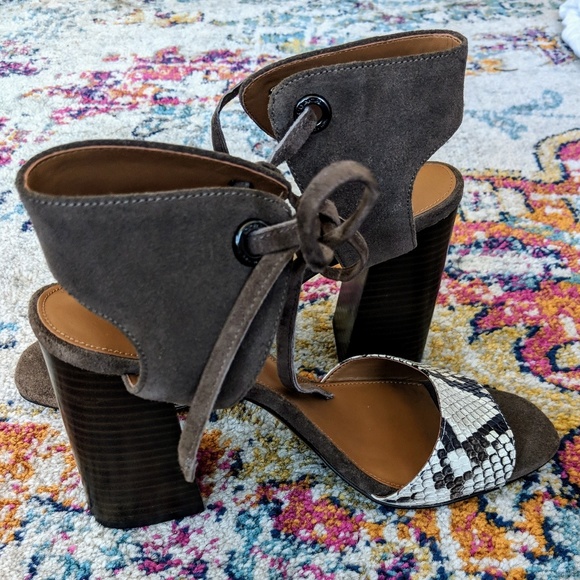 GUC 👠 Coach Madison Block Heel IN Snakeskin - Picture 4 of 5